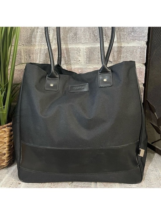 Calvin Klein Handbags - Calvin Klein